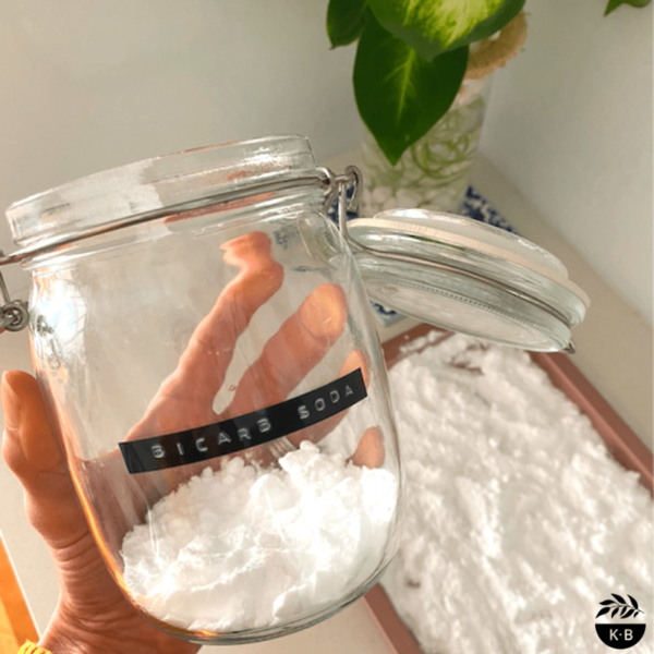 Turn bicarb into washing soda in a few easy steps Krissy Ballinger